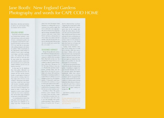 The Oldest House nestles into the landscape at the top of Sunset Hill.  It was built as a wedding gift for Jethro Coffin and his new bride, Mary.  According to the NHA, it is the "sole surviving structure from the island's original seventeenth-century English settlement."